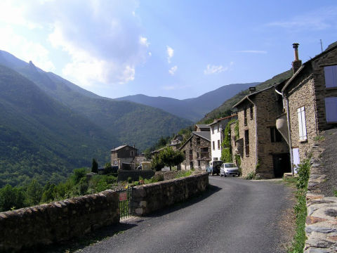 Nohèdes - Village du Conflent - Pyrénées Orientales